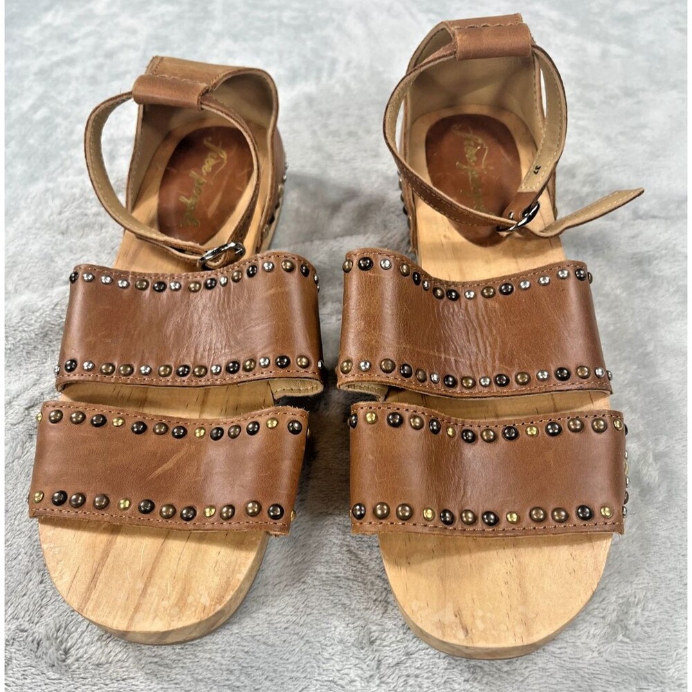 Free People North Shore Clog Sandals Brown Leather Studded Wooden Size 37 US 7